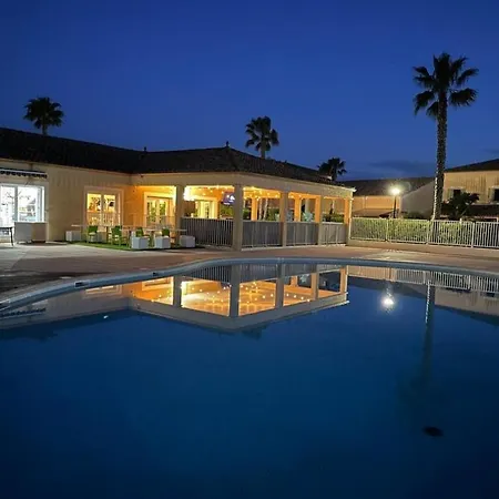Maison Avec Piscine Dans Hébergement de vacances Béziers